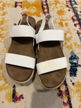 Madden Girl White Espadrille Platform Sandals Size 8